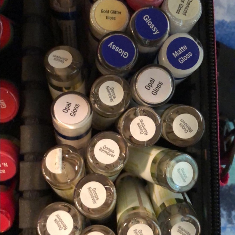 LipSense - Picture 3 of 6